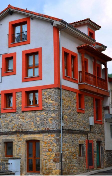 Apartamentos El Pigazu Кангас-де-Оніс Екстер'єр фото