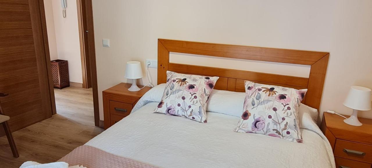 Apartamentos El Pigazu Кангас-де-Оніс Екстер'єр фото