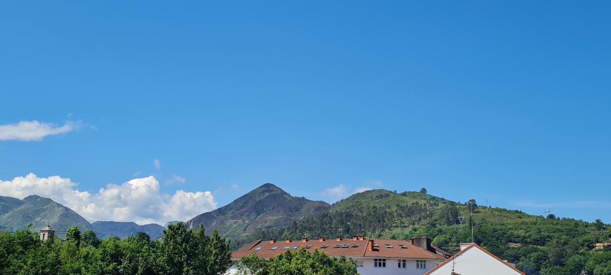 Apartamentos El Pigazu Кангас-де-Оніс Екстер'єр фото